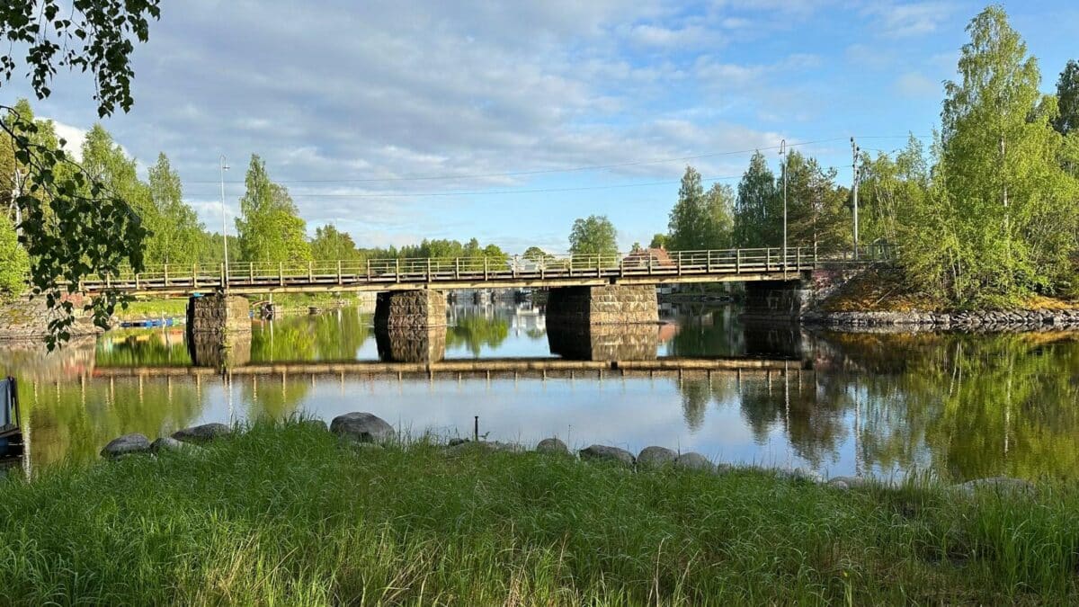 Gundbron gammal järnvägsbro i Näsviken